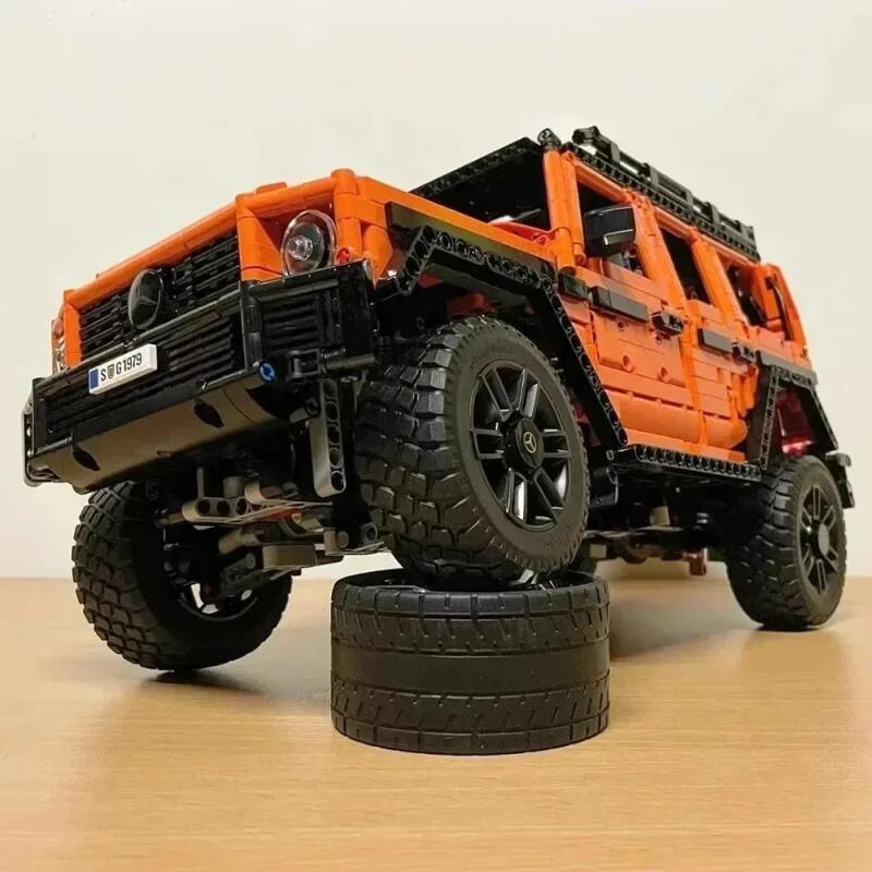 Orange off-road vehicle G500 i - Party Games Young Adults review and price